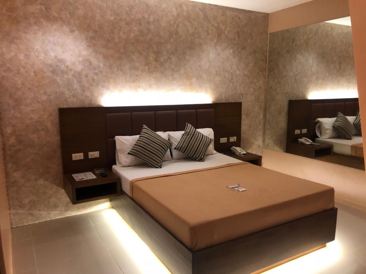 Hotel Apollo Lemery Екстер'єр фото